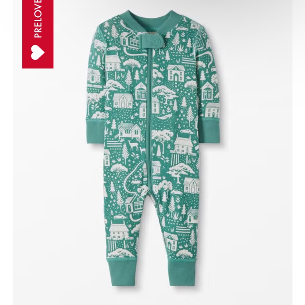 Hanna Andersson baby zip sleeper in village size 12-18
